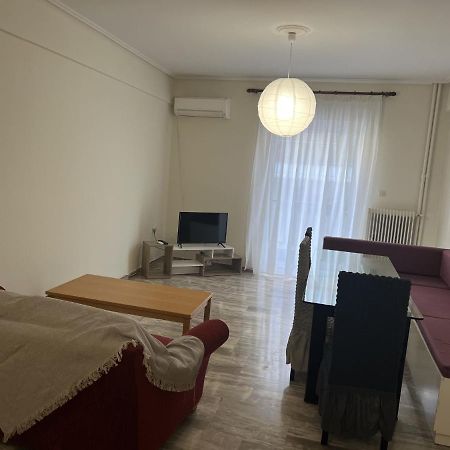 Retro At Pagrati Διαμέρισμα Αθήνα Εξωτερικό φωτογραφία